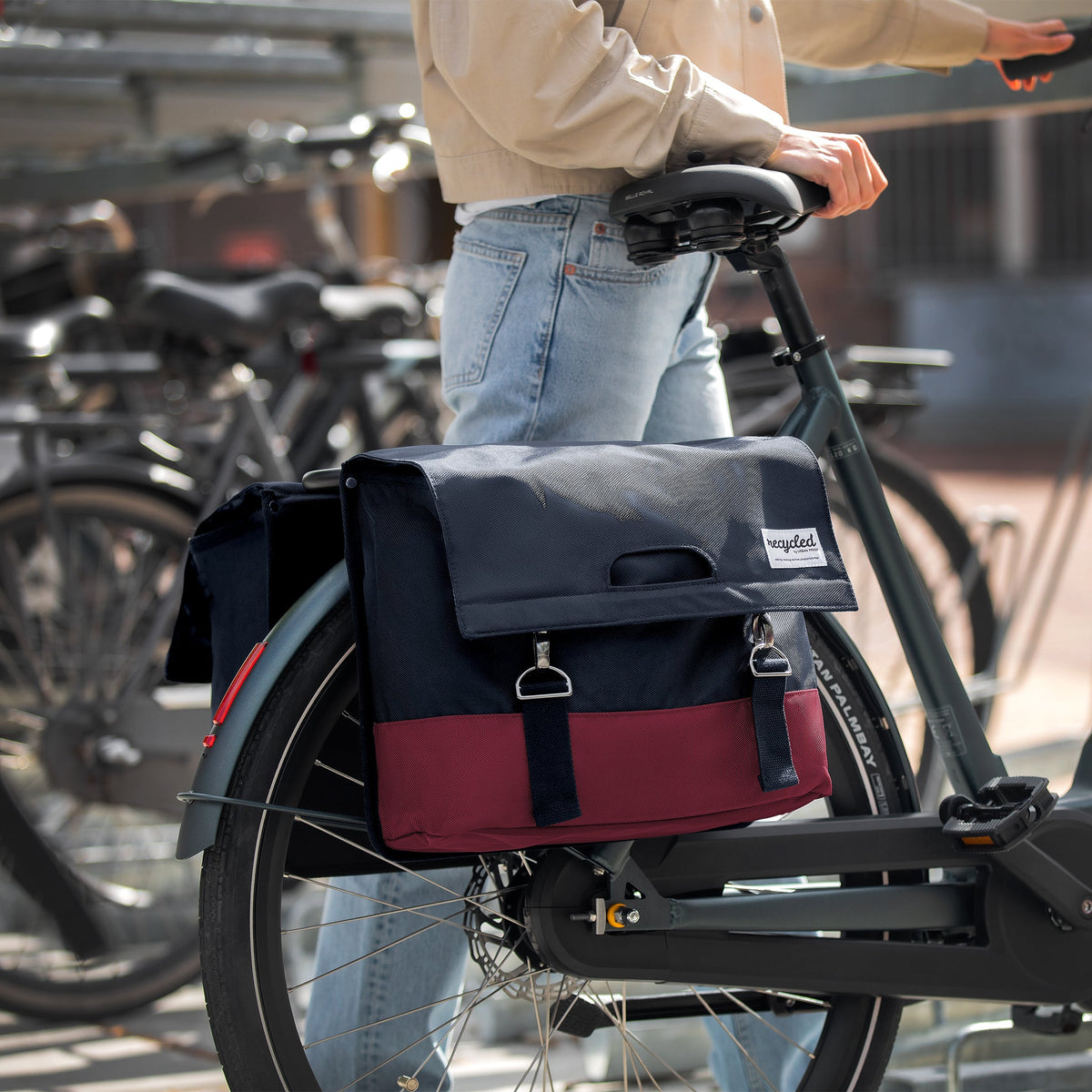 Gerecyclede Dubbele Fietstas Urban Proof 40 Liter - Bordeaux Rood/Grijs