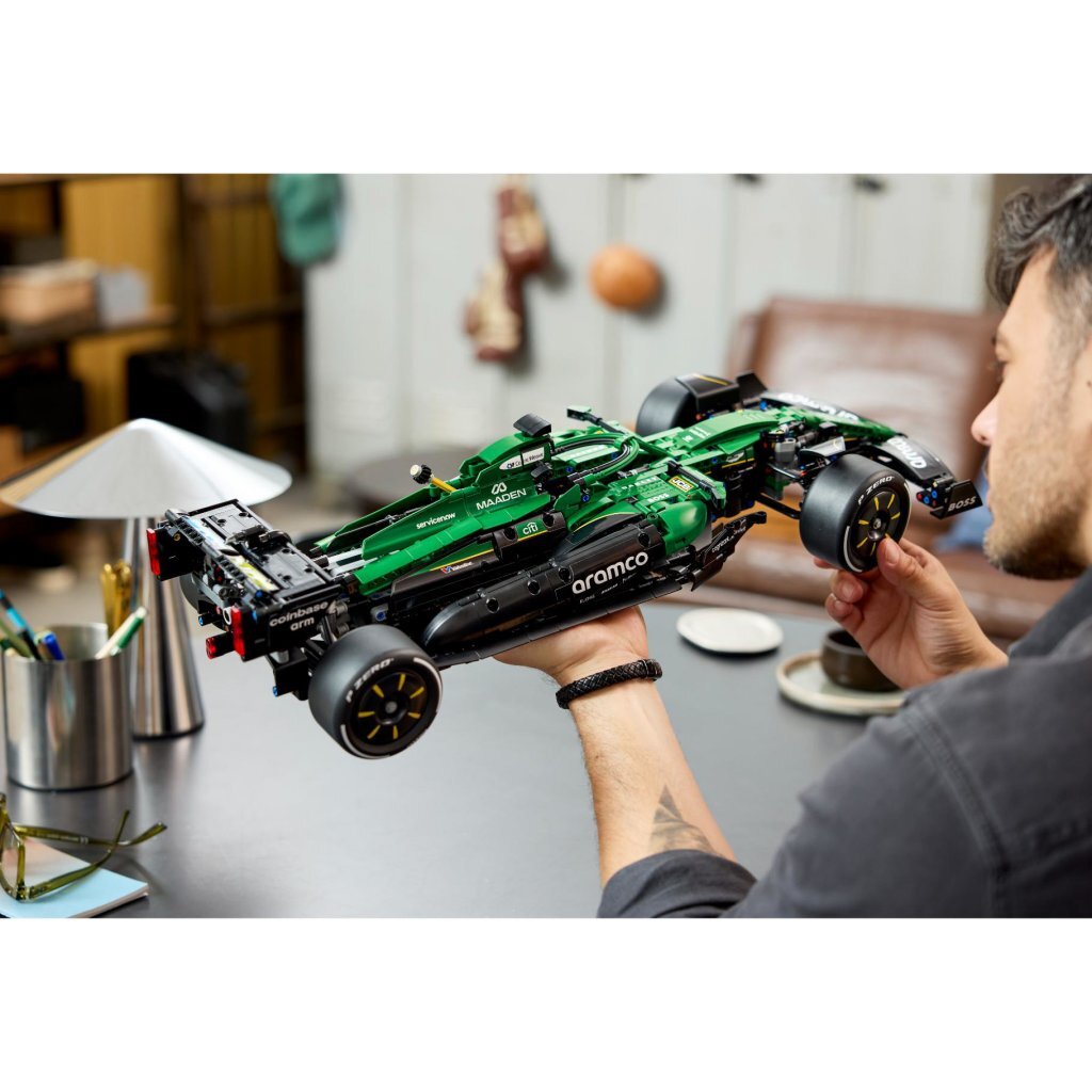 Lego Technic 42240 Aston Martin Aramco Amr25 F1 Auto