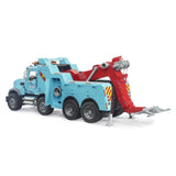 Bruder 02831 Mack Graniet Bergings- En Sleepwagen + Licht En Geluid