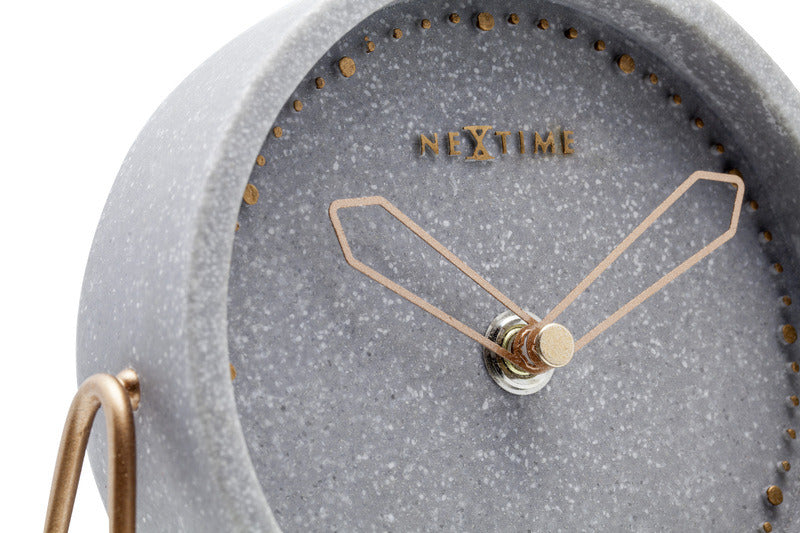 Nextime Ne-5204Gs Tafelklok 17.5X15.5X5 Cm, Polyresin, Grijs